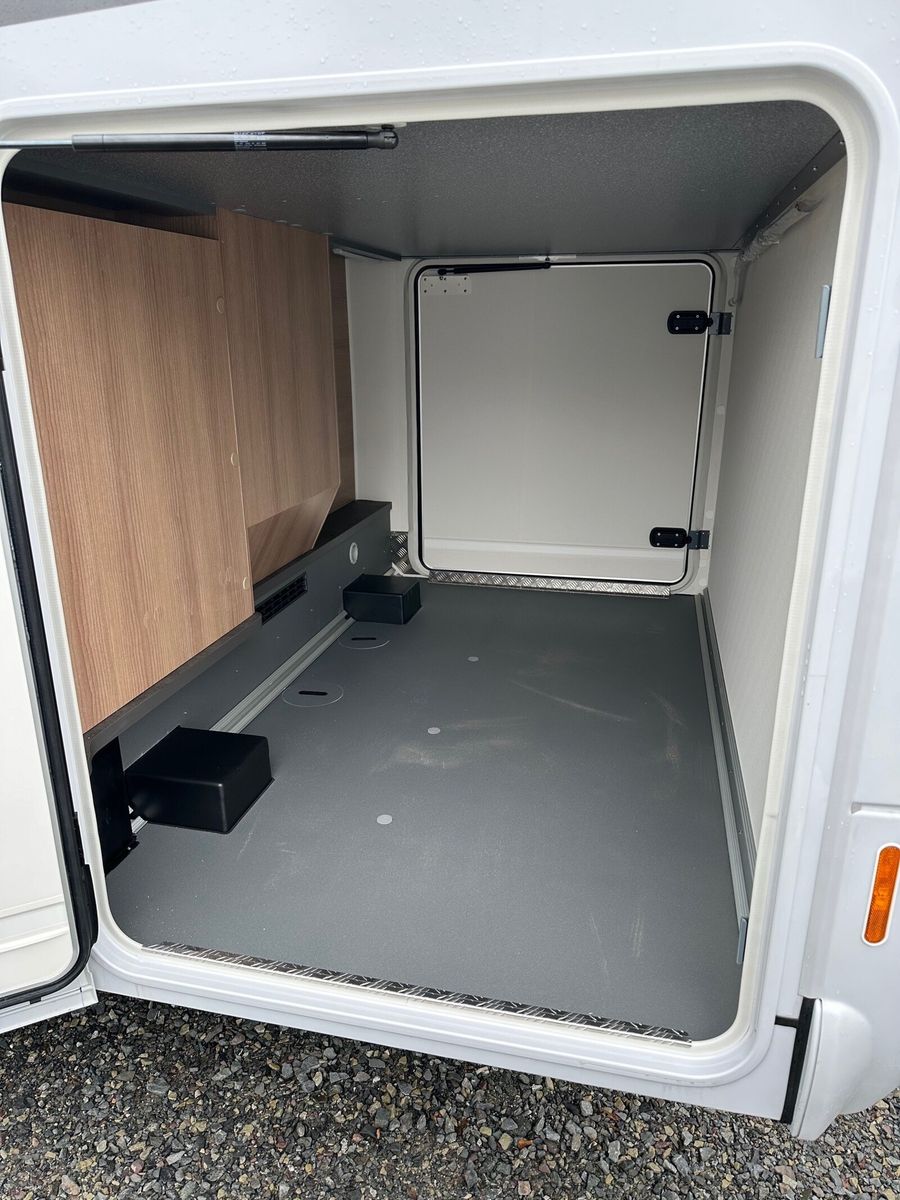 Fahrzeugabbildung Malibu I 441 LE R3-13
