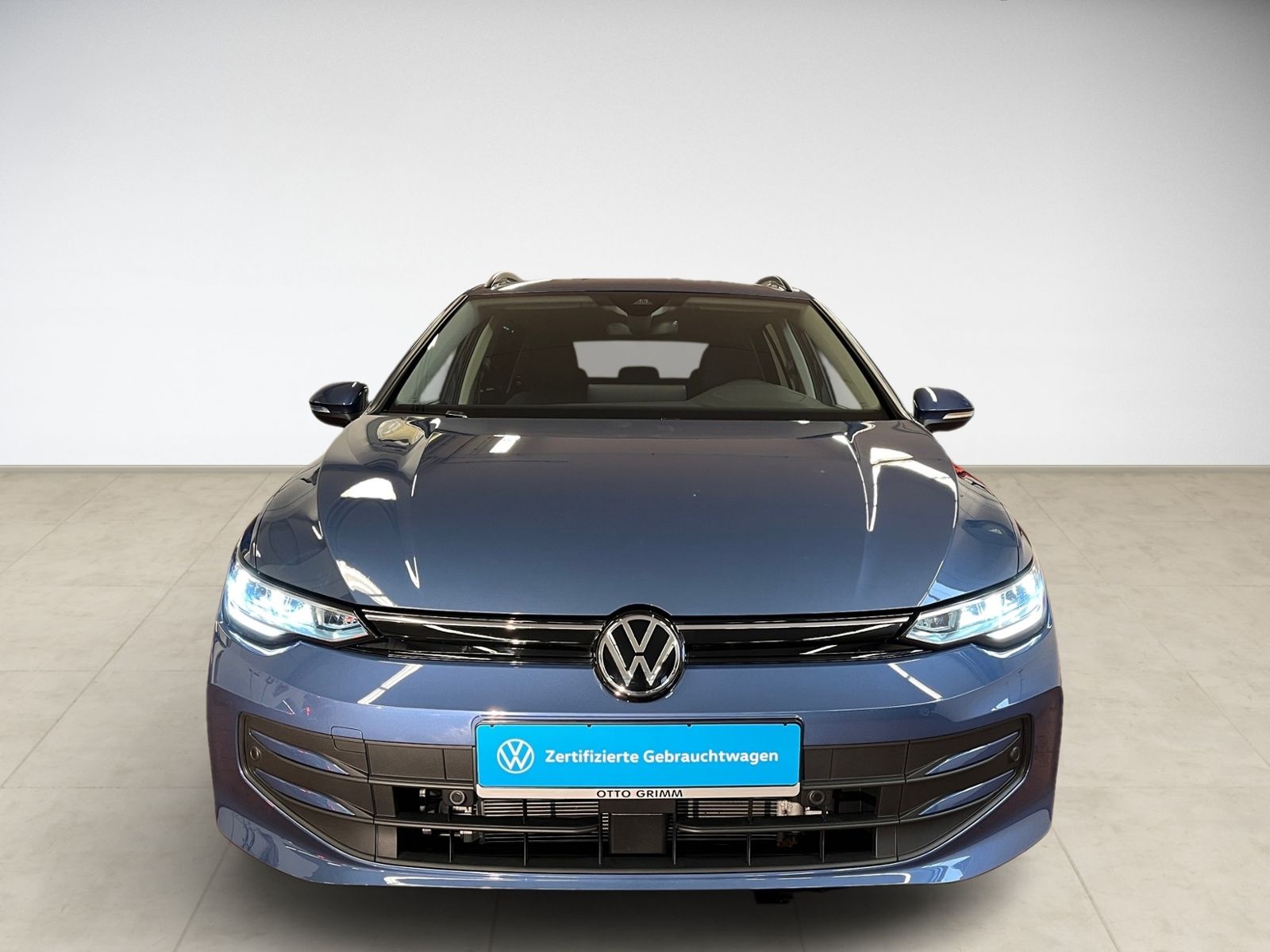 Volkswagen Golf VIII Variant 1.5 eTSI Life DSG LED Navi foto 3