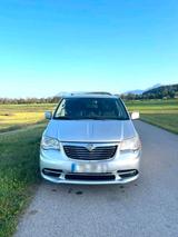 Lancia Voyager CDR 2.8 Gold CarPlay. DVD, ... - Lancia Voyager: Gold