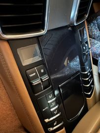Porsche Panamera - 10