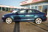 Audi A3 1.0 TFSI sport S-Tronic Bi-Xenon Navi USB PDC - Audi A3 mit Benzin-Antrieb: Blau, Stoff