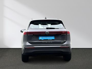 Volkswagen Tiguan - 5