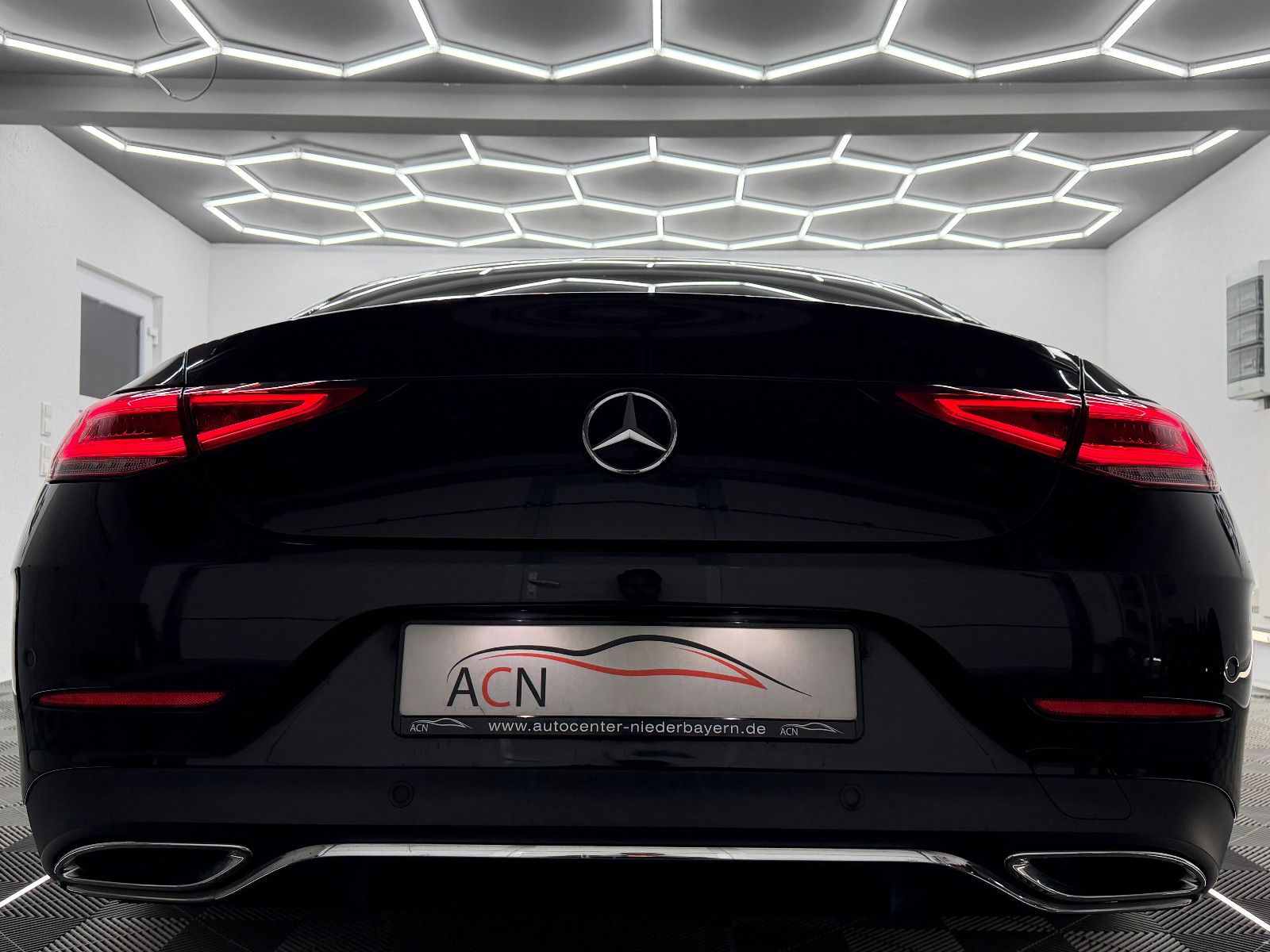 Fahrzeugabbildung Mercedes-Benz CLS 350 d 4Matic AMG-LINE/HuD/eGSD/DISTRONIC+