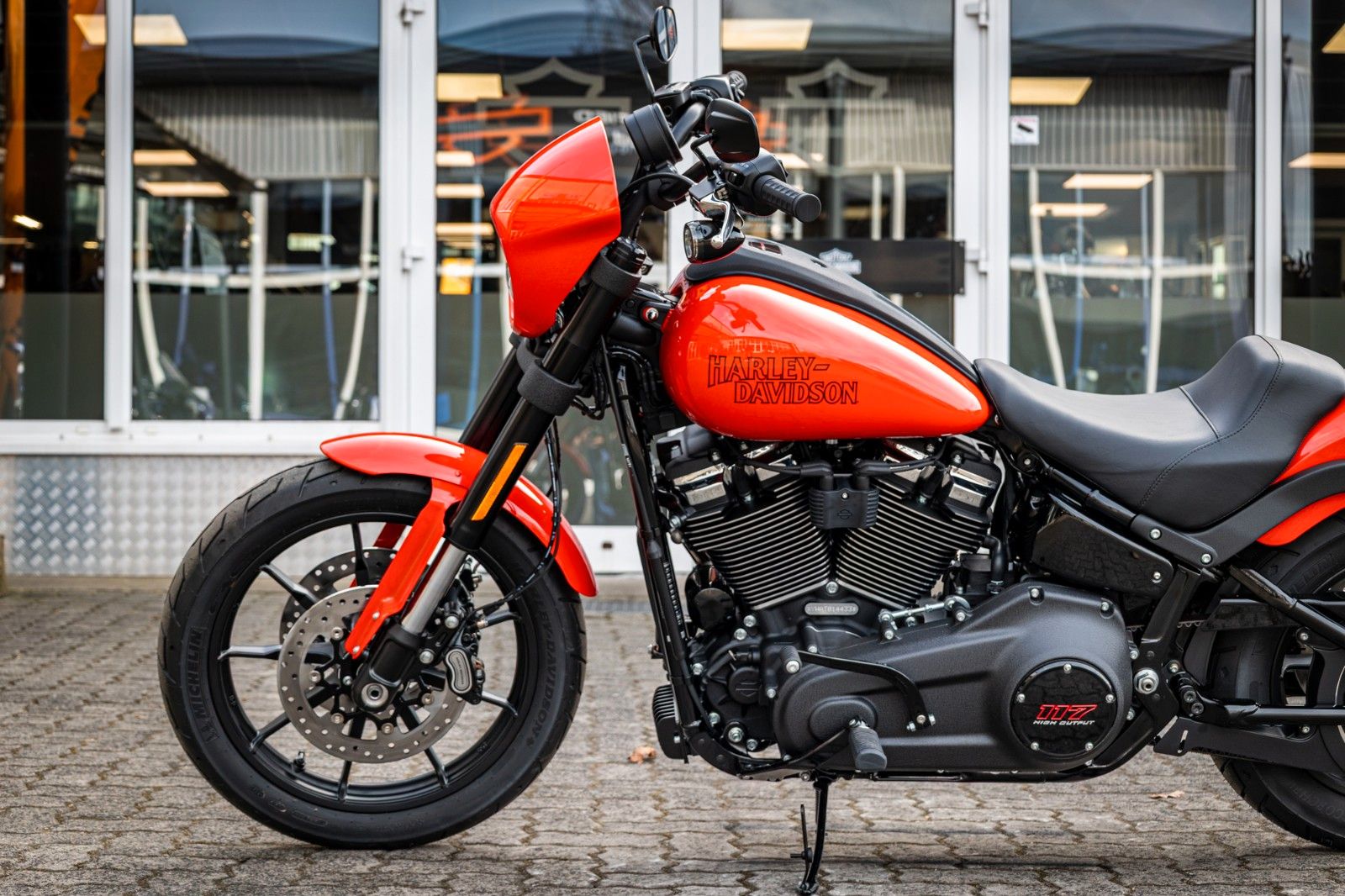 Fahrzeugabbildung Harley-Davidson FXLRS LOW RIDER S 117 MY26