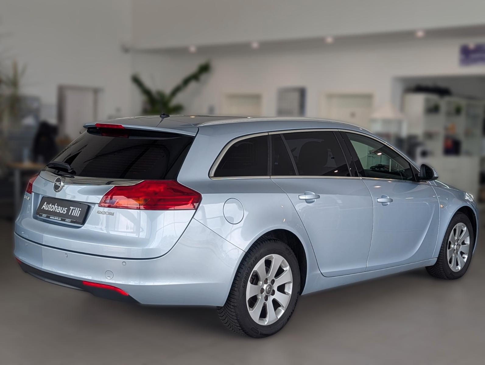 Opel Insignia 2013 — photo 16