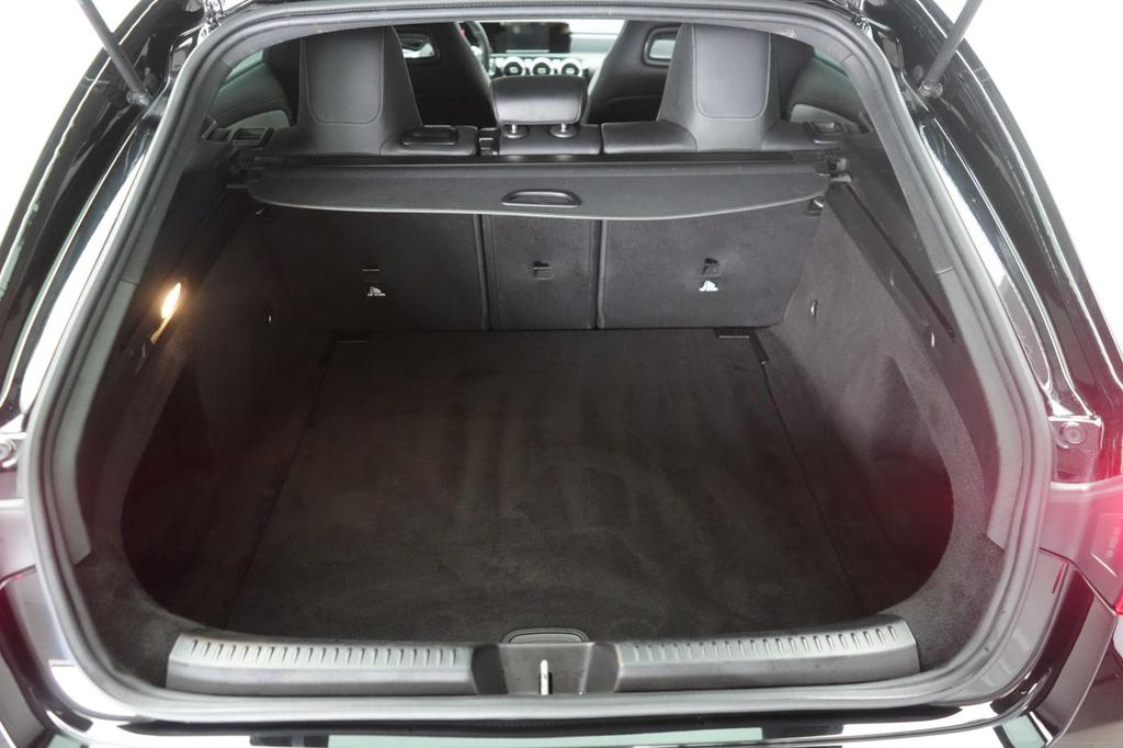 Mercedes-Benz CLA 220 Shooting Brake