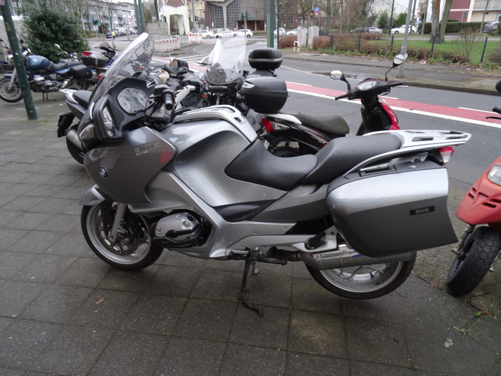 BMW R1200RT