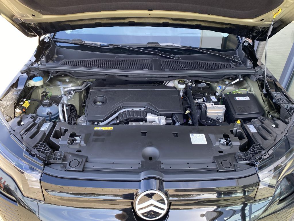 Fahrzeugabbildung Citroën C5 Aircross Hybrid 145 MAX *beh. Frontscheibe*