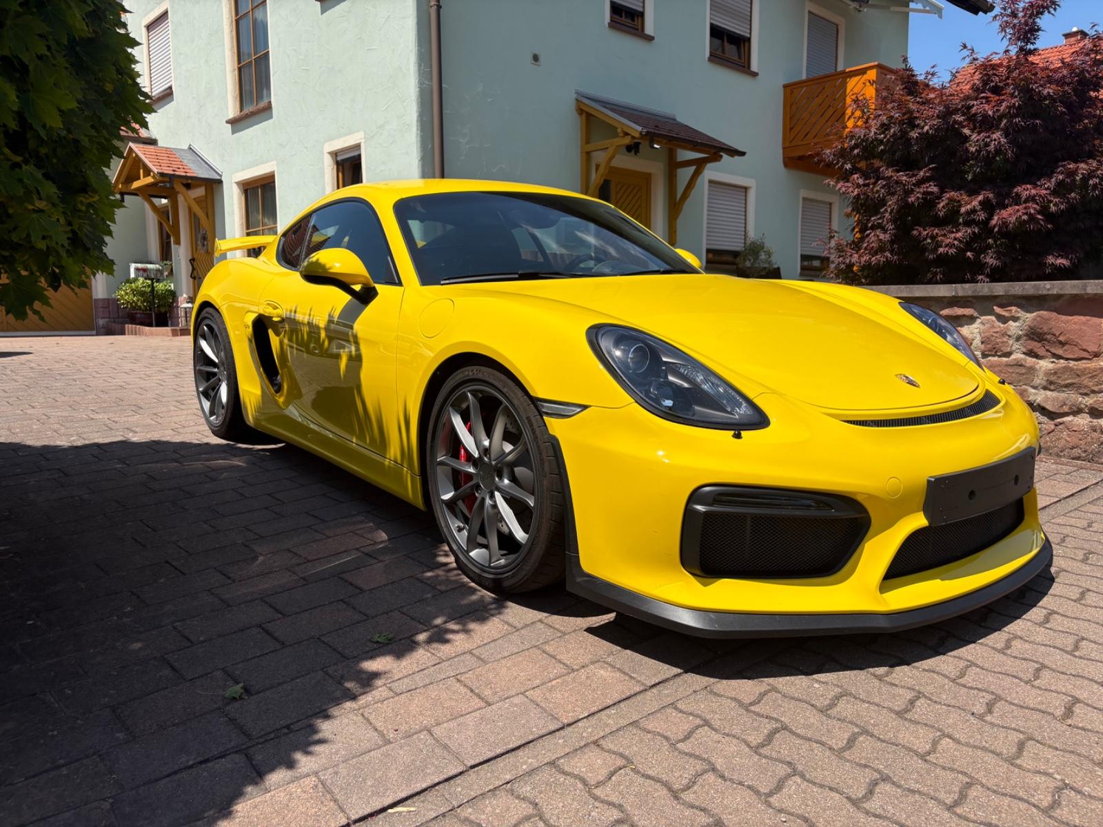 Porsche Cayman GT4 "Clubsportpaket,Approved 2028"