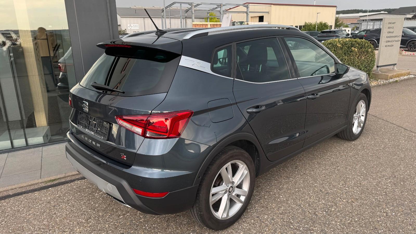 Seat Arona FR Beats DSG / AHK/ Navi/