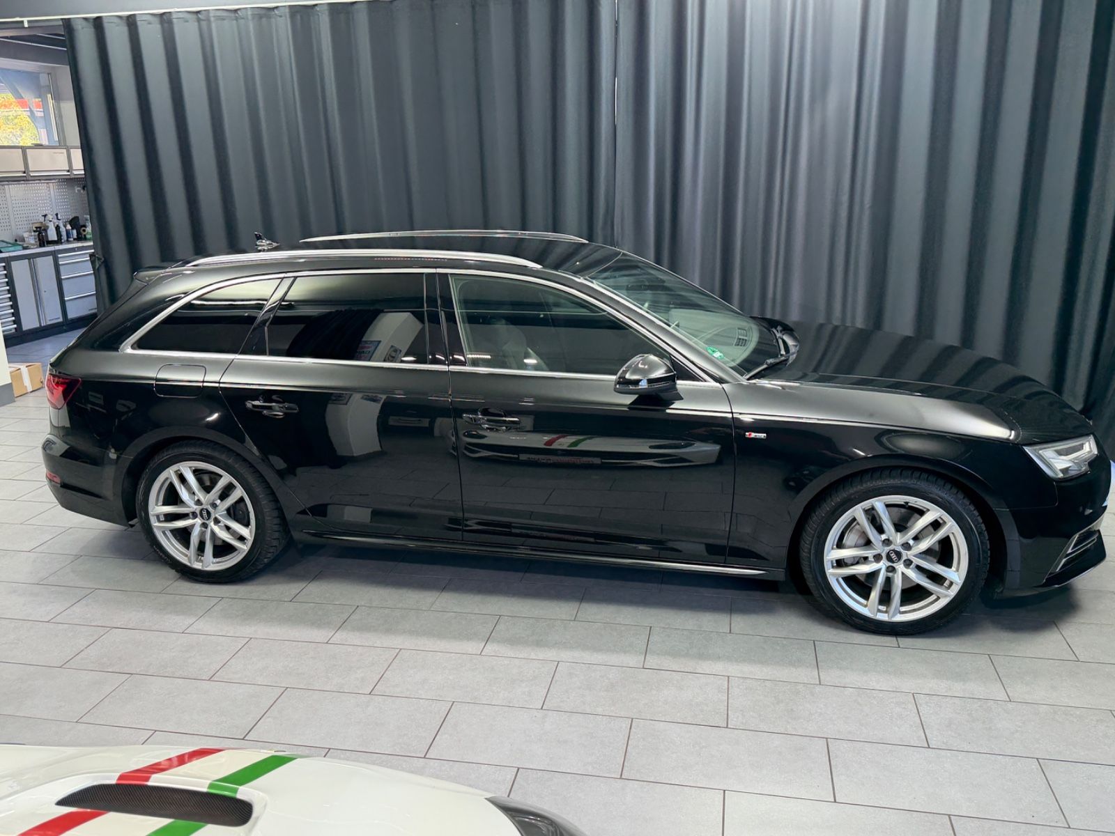 Fahrzeugabbildung Audi A4 Avant quattro sport|3xS-LINE|XENON|NAVI|VOLL
