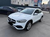 Mercedes-Benz GLA 200 d 1. Hand 
