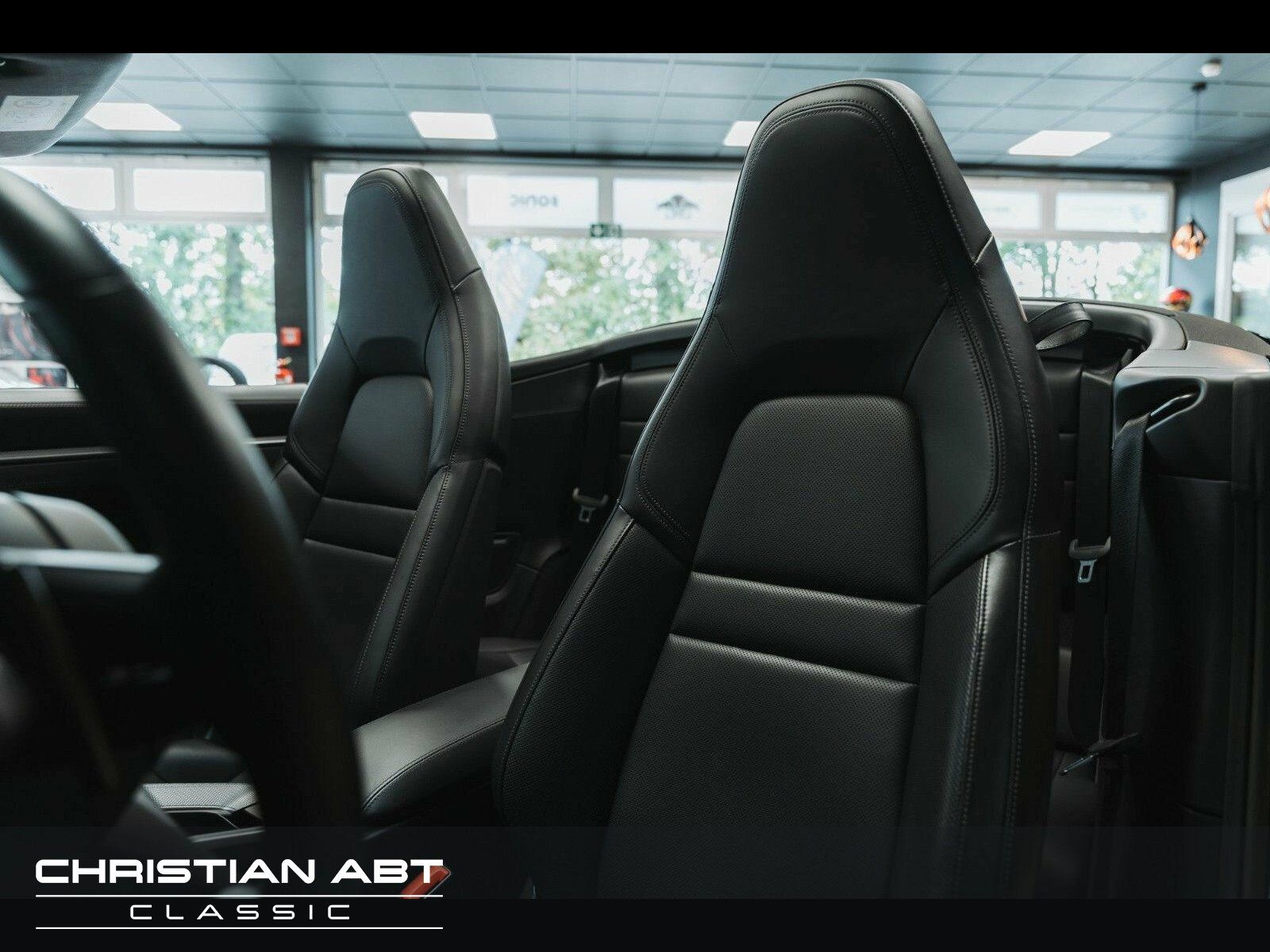 Fahrzeugabbildung Porsche Carrera Sitzbelüftung * 360 Grad * Sport Chrono