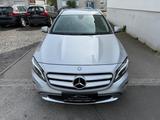 Mercedes-Benz GLA 180 2.Hand*BiXenon*Navi*Leder*AHK - Mercedes-Benz GLA 180 in Essen