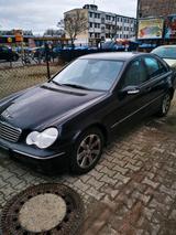 Mercedes-Benz Mercedes c-Klasse 200 Kompressor - gebrauchte Mercedes-Benz E 200 aus dem Jahr 2002