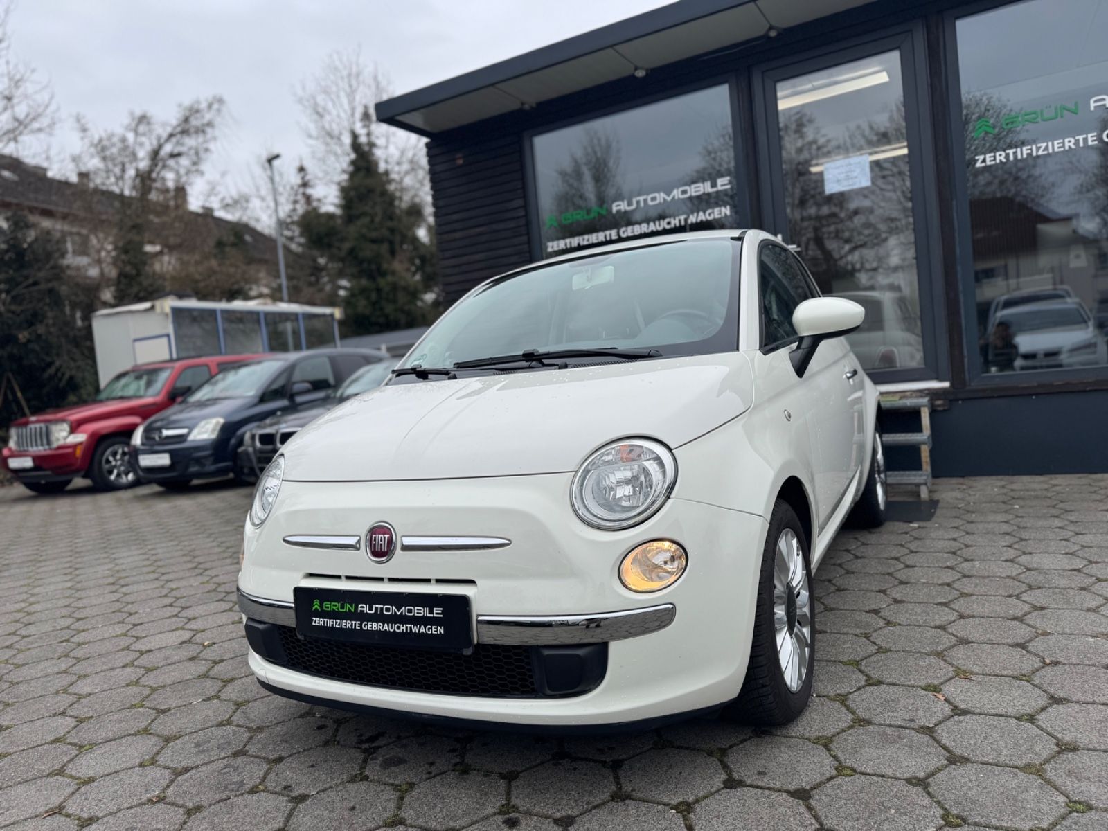 Fahrzeugabbildung Fiat 500 Lounge