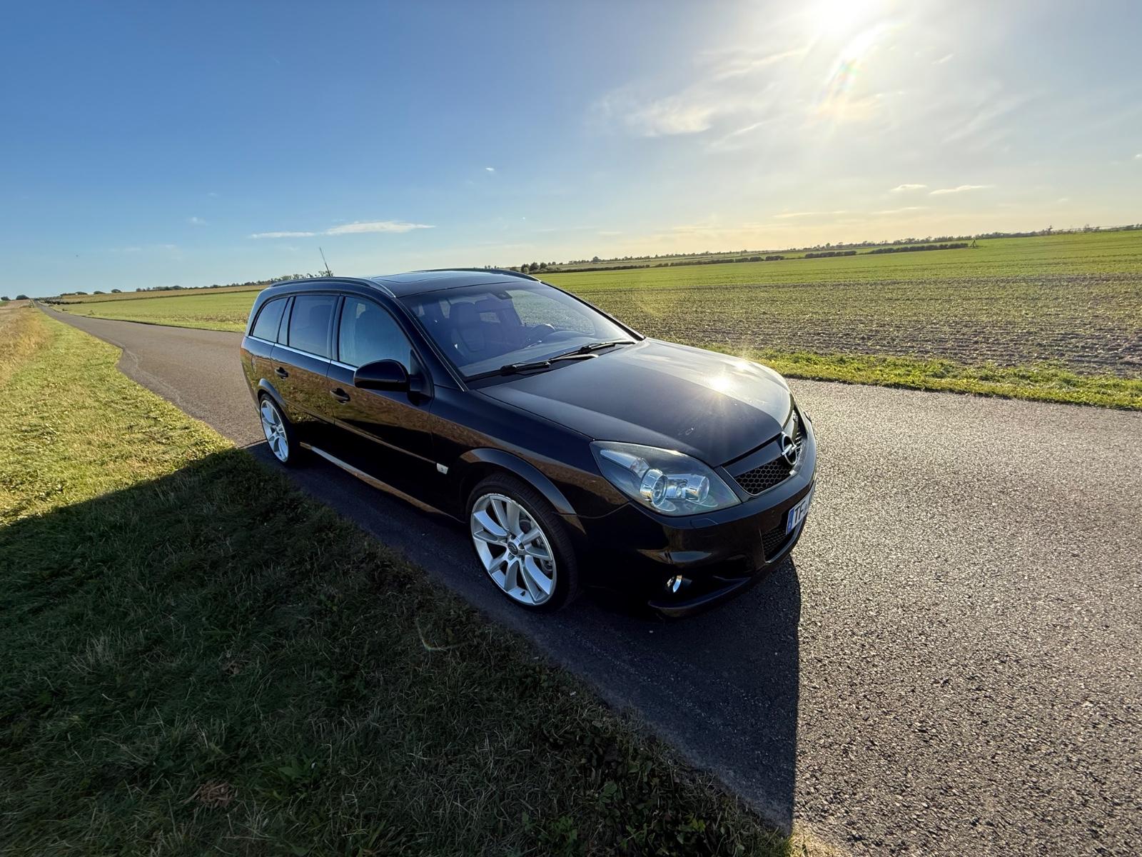 Opel Vectra 2005 — photo 8