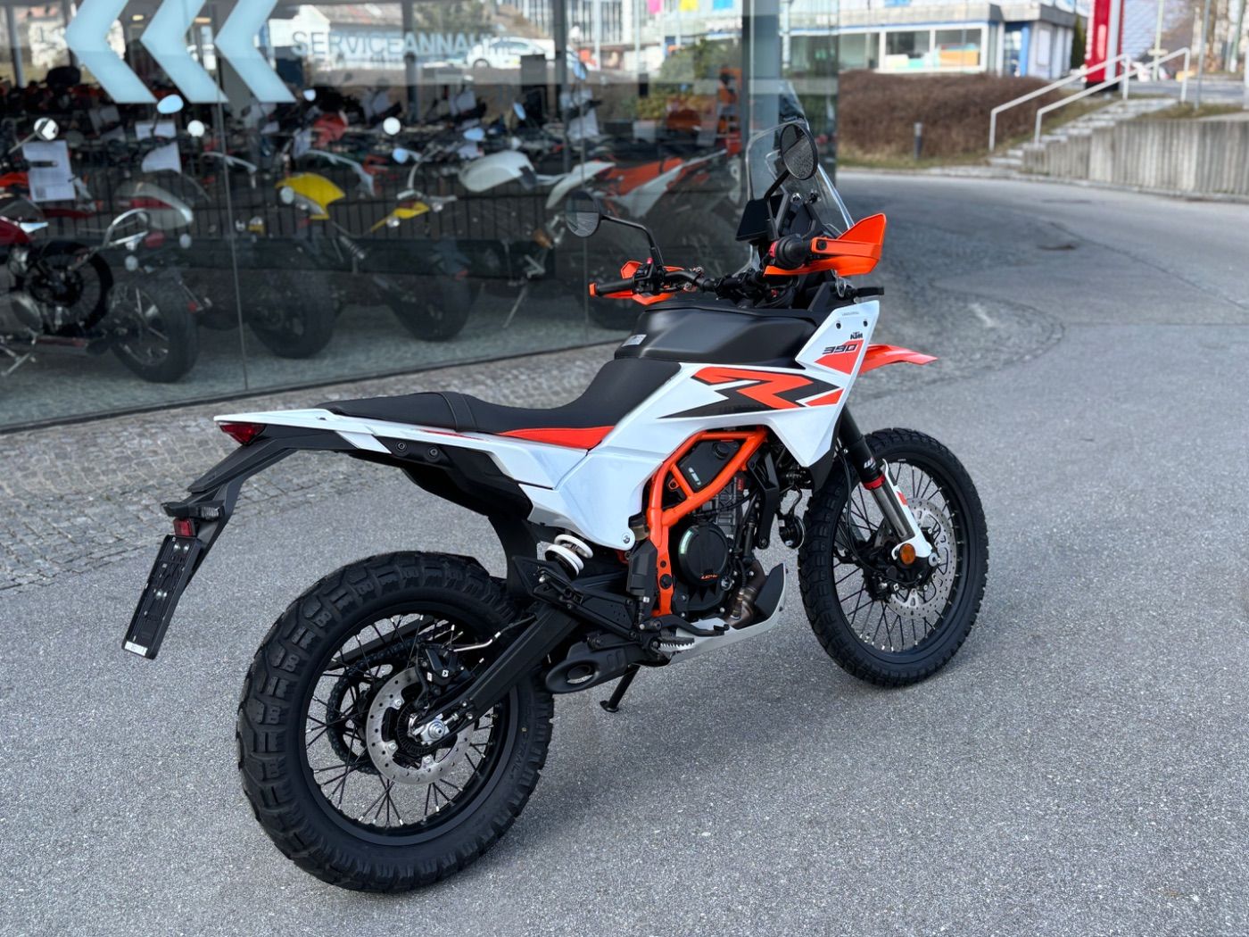 Fahrzeugabbildung KTM 390 Adventure R 2026 Quickshifter+ inclusive