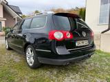 Volkswagen Passat Variant 2.0 TDI DPF Highline Variant ... - gebrauchte VW Passat Variant aus dem Jahr 2006