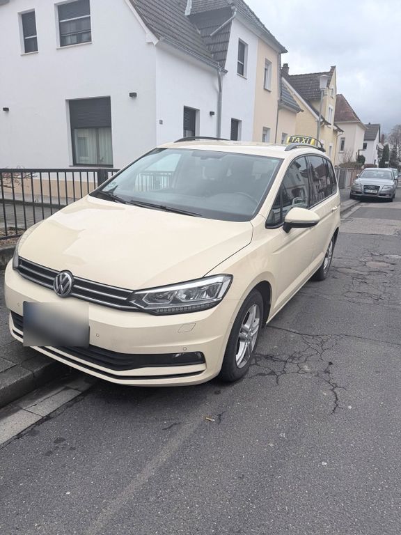Image of Volkswagen Touran