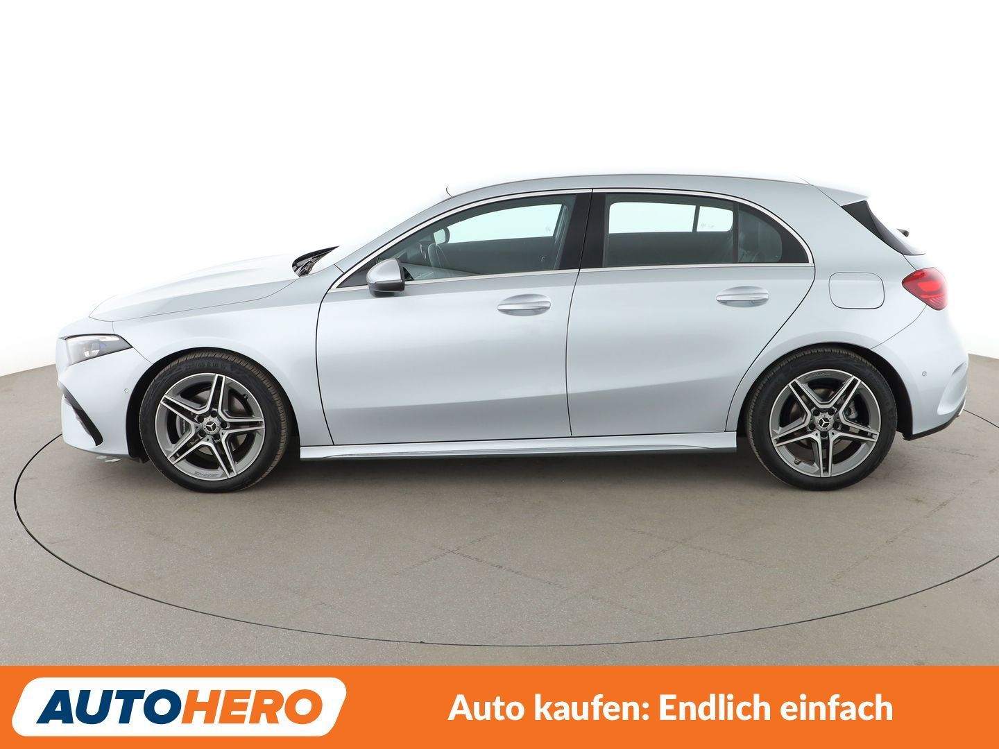Mercedes-Benz A 180 d AMG Line Aut.*LED*TEMPO*PDC*SHZ*KLIMA* imagem 3