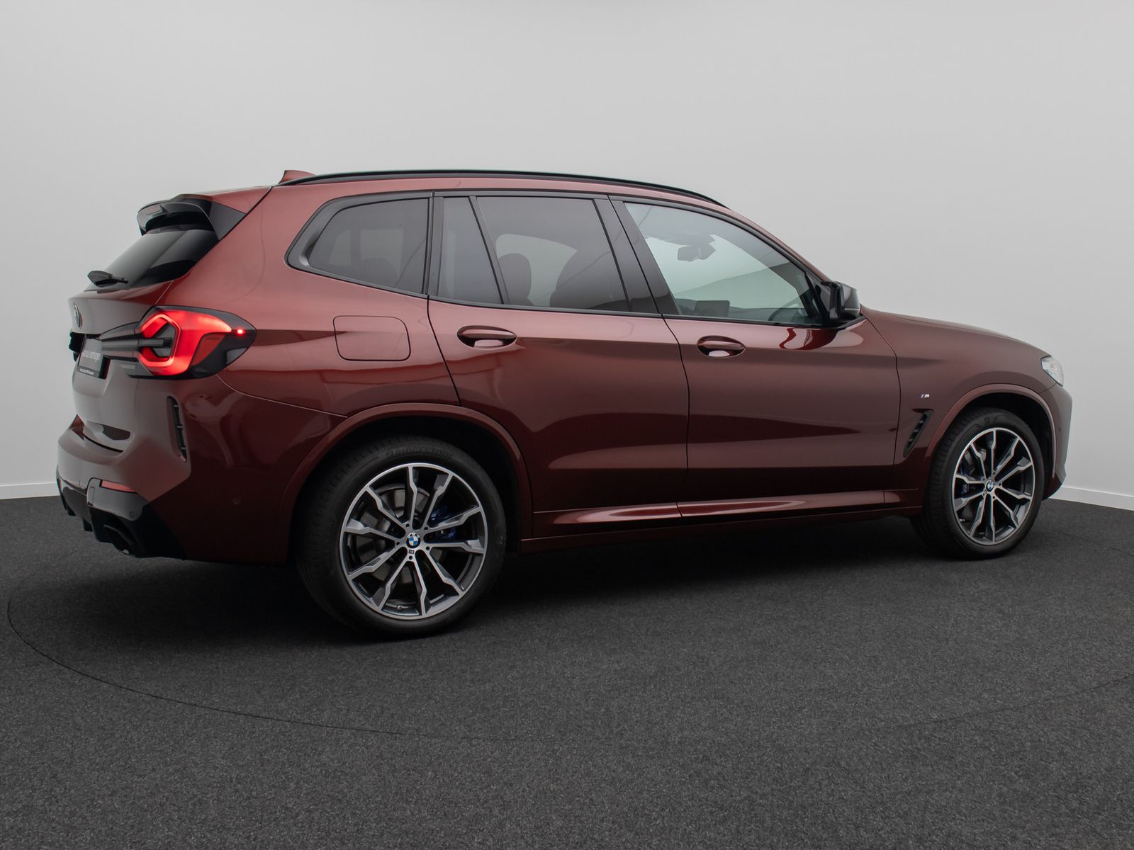Fahrzeugabbildung BMW X3 M40d Panorama Kamera DAB H/K AHK Komfort 20"