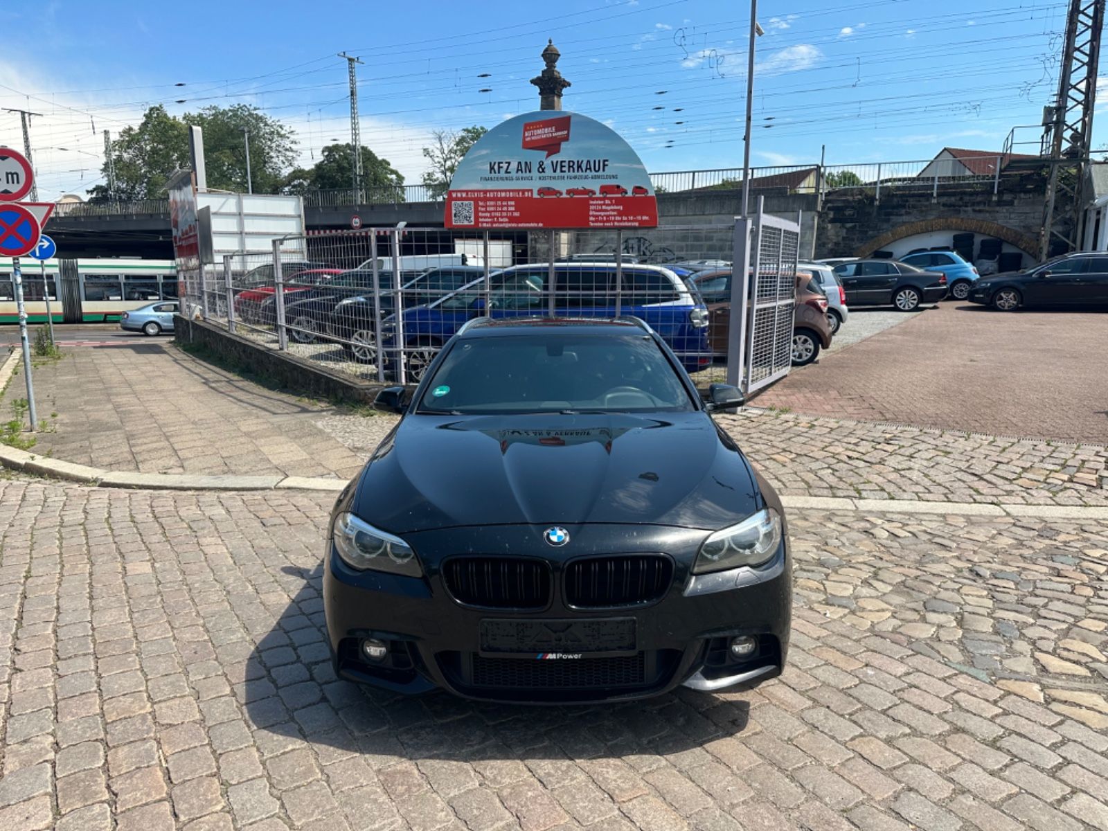 BMW BMW 530d Touring AUTOMATIK/M PAKET NAVI/XENON/
