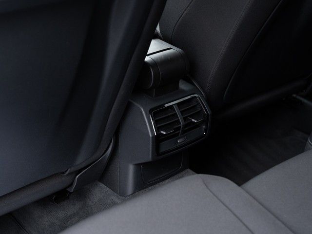 Q3 35 TFSI advanced NAVI+LED+GJR