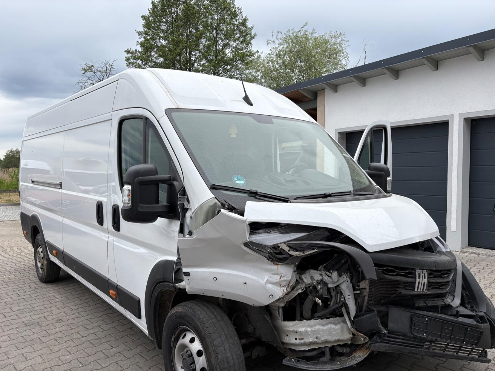 Fiat Ducato 35 140 Maxi L5H2 RS: 4035**Kamera