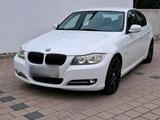 BMW E90 320d LCI / Alpinweiß TÜV bis 07/27 - BMW 320 aus 2010: 320d
