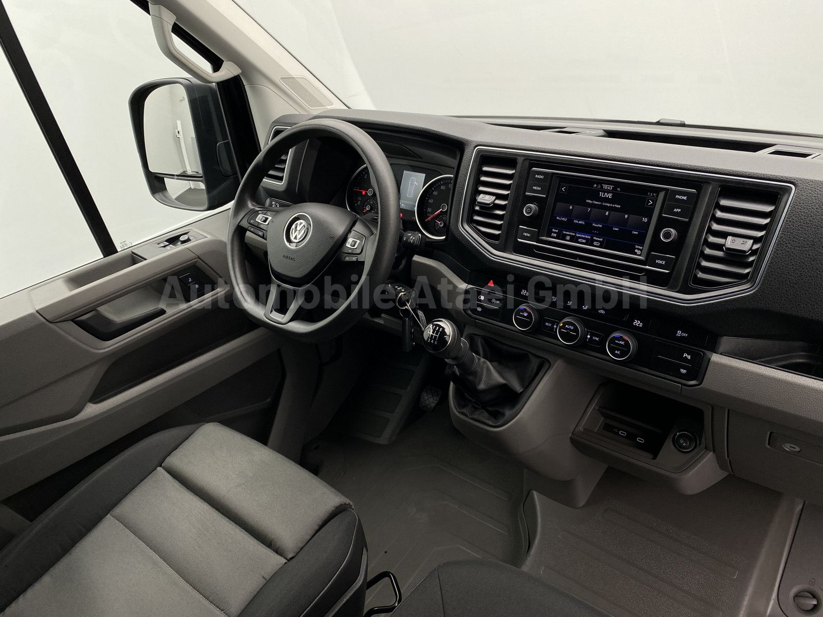 Fahrzeugabbildung Volkswagen Crafter 35 MAXI *Werkstatt* LED+ACC+KAMERA 3738
