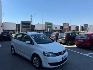 Volkswagen Golf - 4