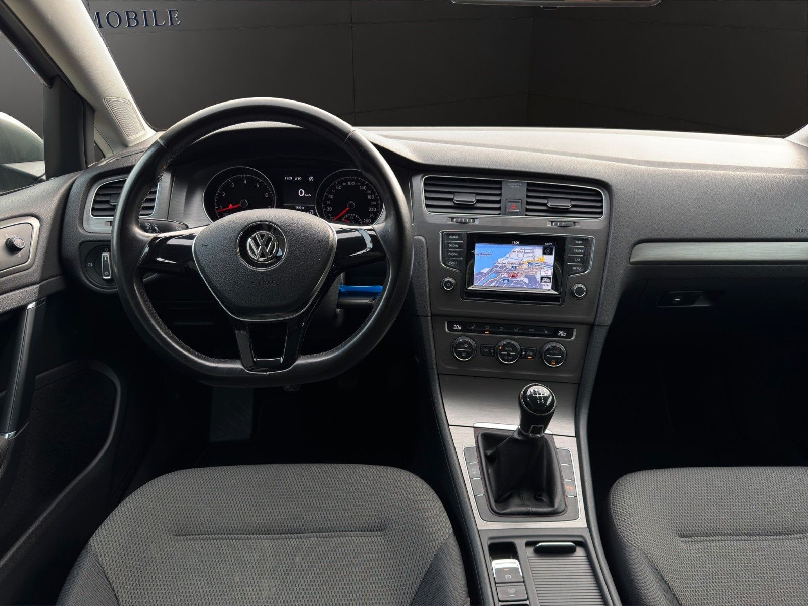 Fahrzeugabbildung Volkswagen Golf VII Lim. Sitzheizung / Bluetooth / Navi