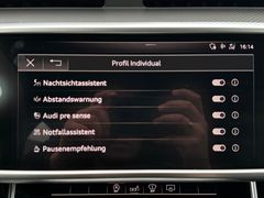 Fahrzeugabbildung Audi RS6 Avant 4.0 TFSI AHK Leder 22"Alu * 800 PS *