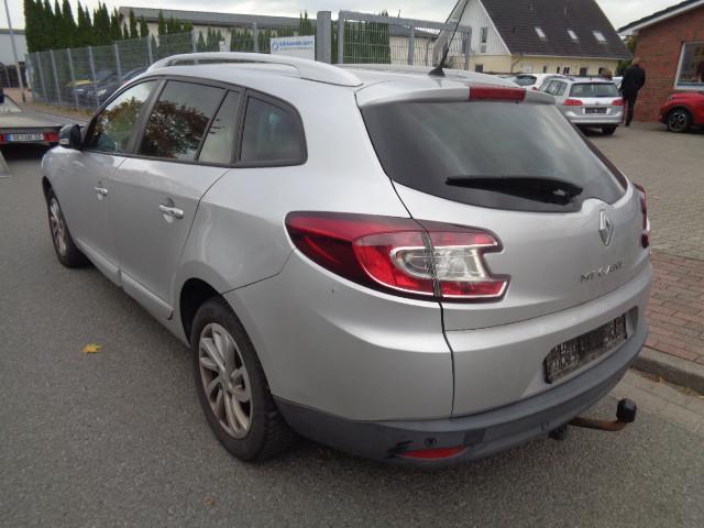 Renault Megane 2015 — двигун 1.461 cm³, 110 HP (81kW)