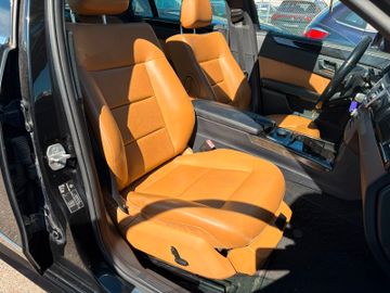 Mercedes E 300 - 12