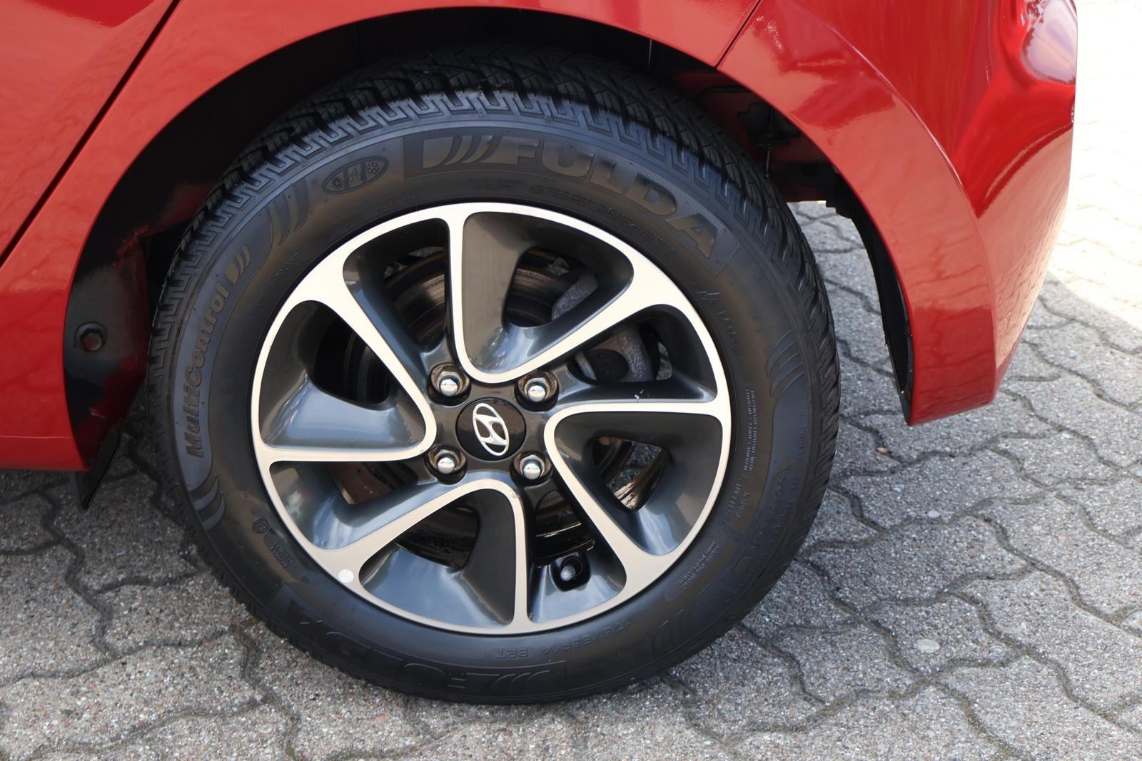 Hyundai i10 1.0 YES! Tempomat Freisprechanlage Klima