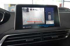 Fahrzeugabbildung Peugeot 5008 1.2T ACTIVE PACK 7-SITZ NAVI/LED/KAMERA/DAB