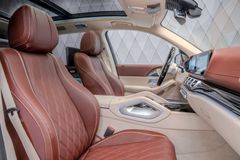 GLS 600 MAYBACH 2025 BLACK/BROWN 4D VIP SEATS