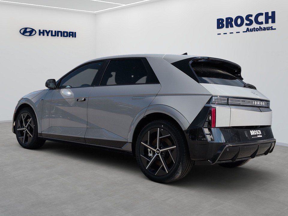 Fahrzeugabbildung Hyundai IONIQ 5 (MY25) 4WD N-LINE NAV+CARPLAY+SHZ+MATRIX