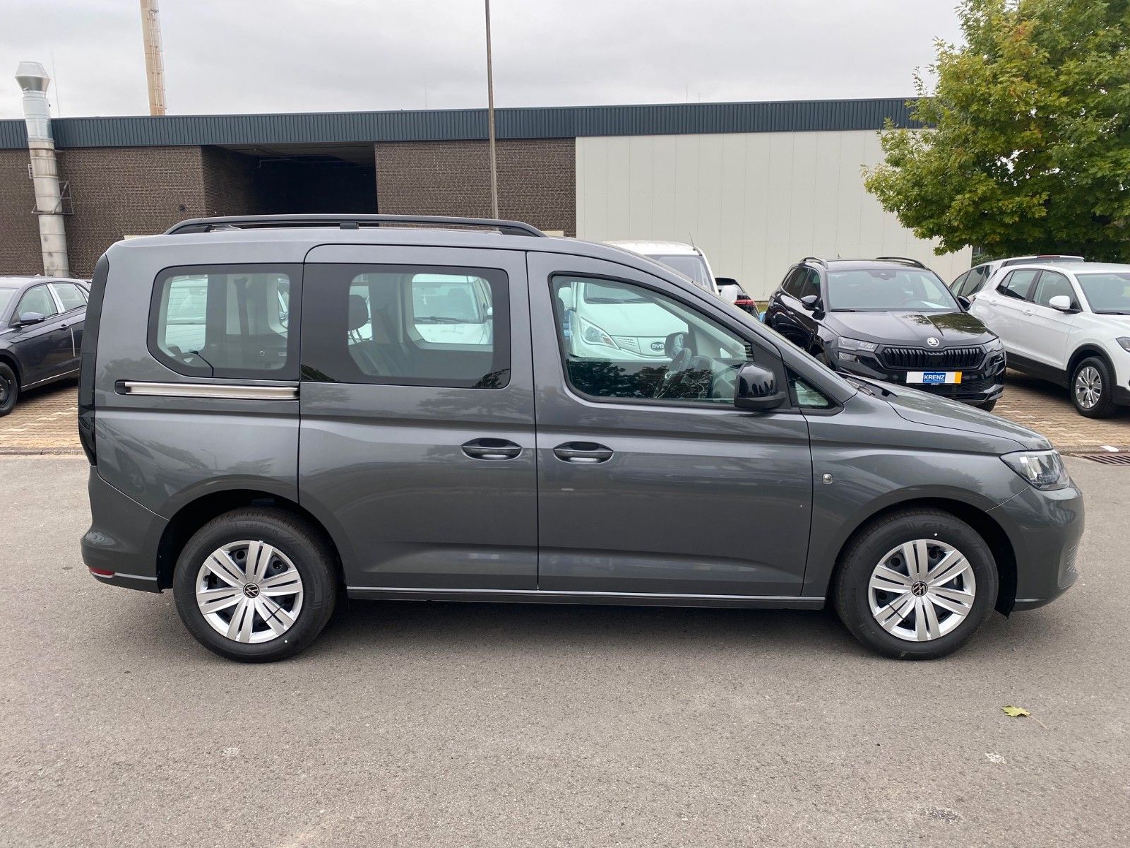 Fahrzeugabbildung Volkswagen Caddy 2.0 TDI DSG Kombi+App+KAMERA+PDC+TEMPOMAT+