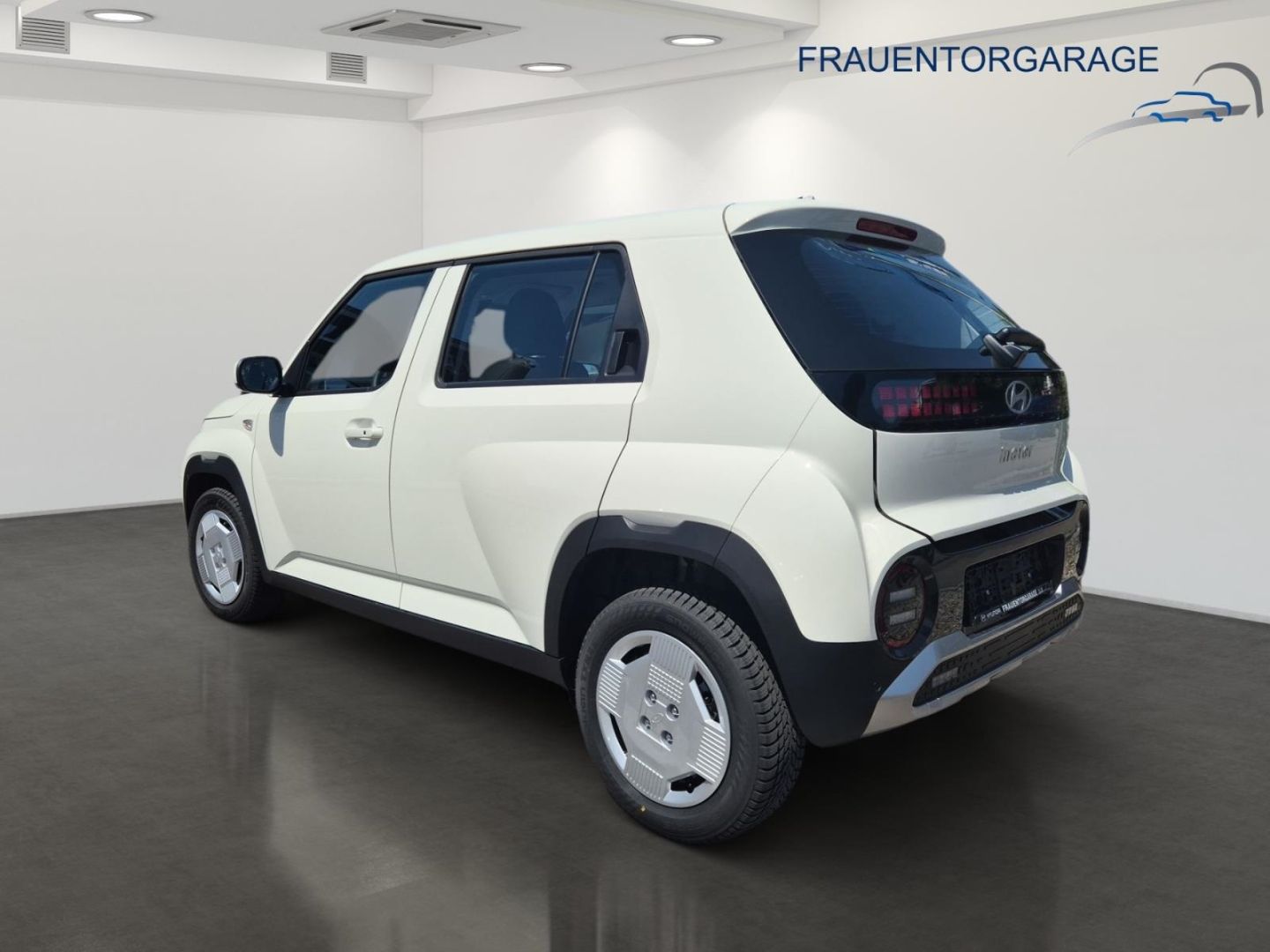 Fahrzeugabbildung Hyundai INSTER Elektro 71 kW FWD Select Navi ACC Apple C