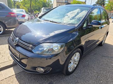 Volkswagen Golf - 1