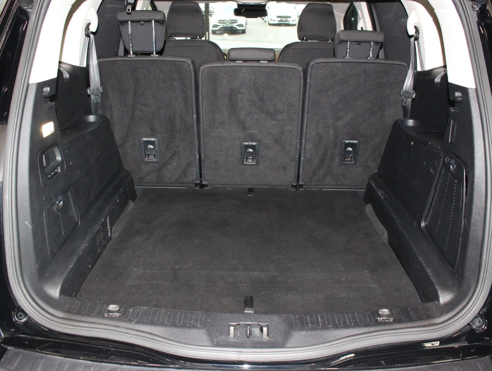 Fahrzeugabbildung Ford S-Max 2,0 EcoBlue *Tinanium