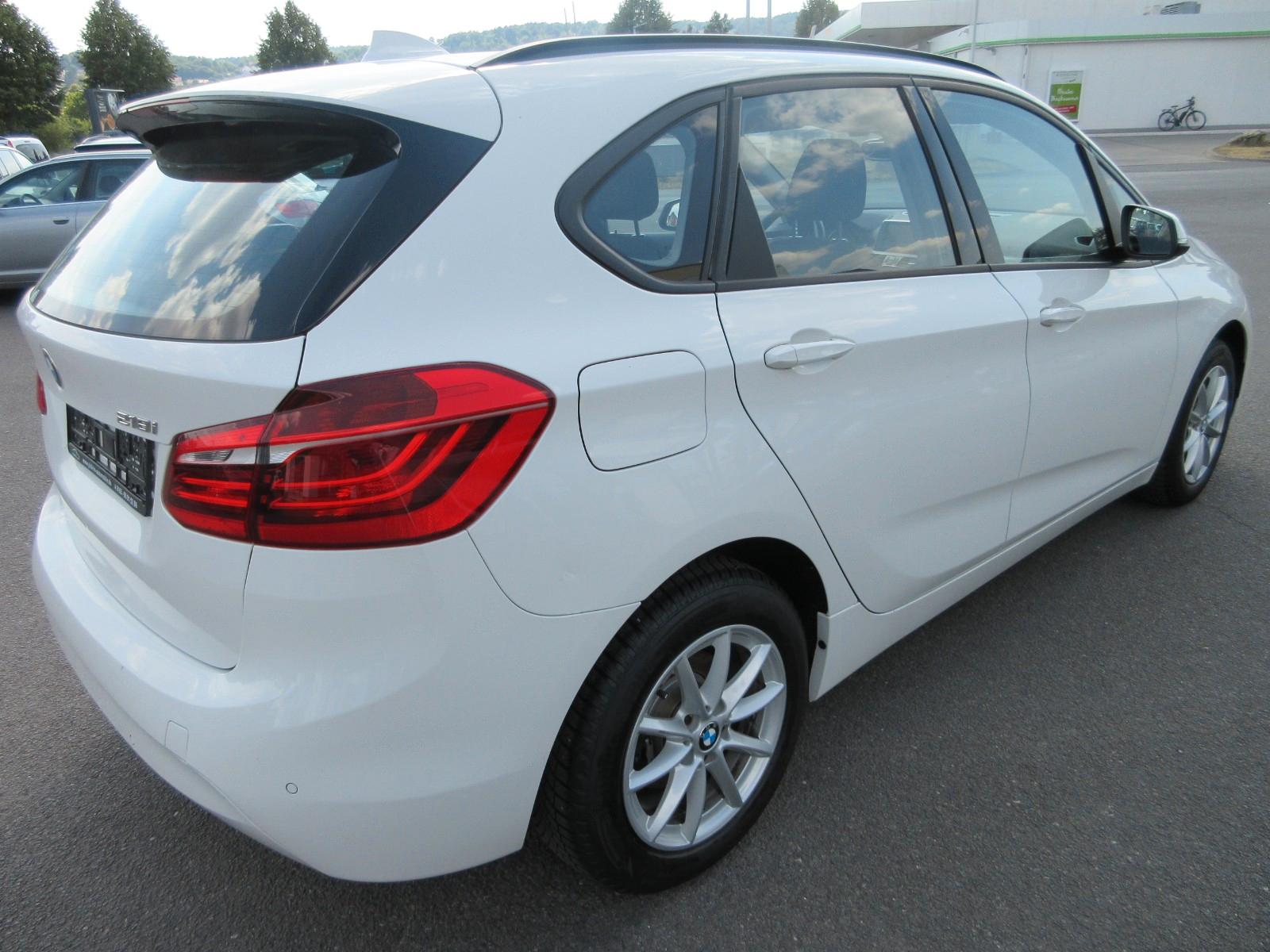 BMW 218i Active Tourer Advantage **2.HAND**