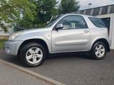 Toyota RAV 4 2.0L 4x4 Allrad  - Toyota RAV 4 in Mainz