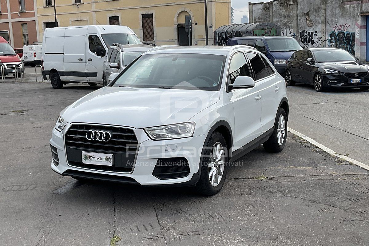AUDI Q3