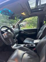 Nissan Navara - Nissan Navara: Automatik