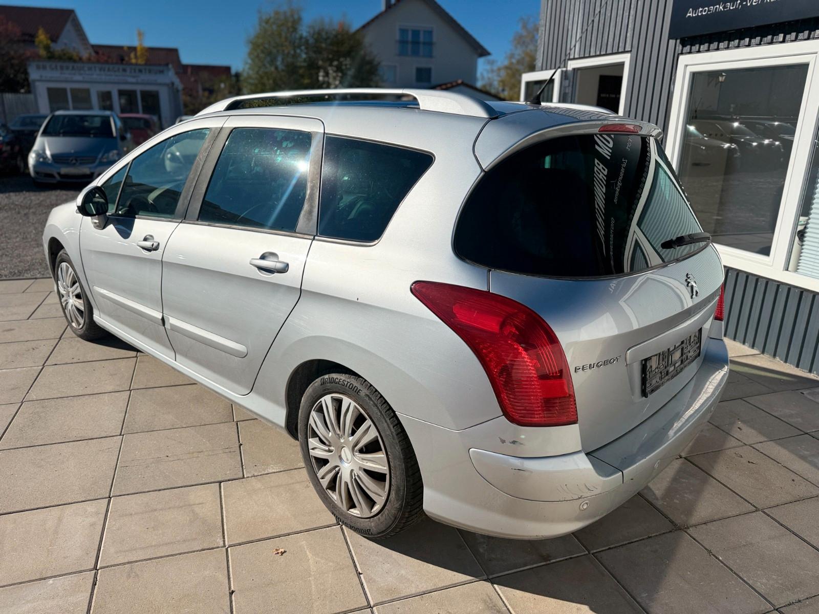 Peugeot 308 2012 — photo 7