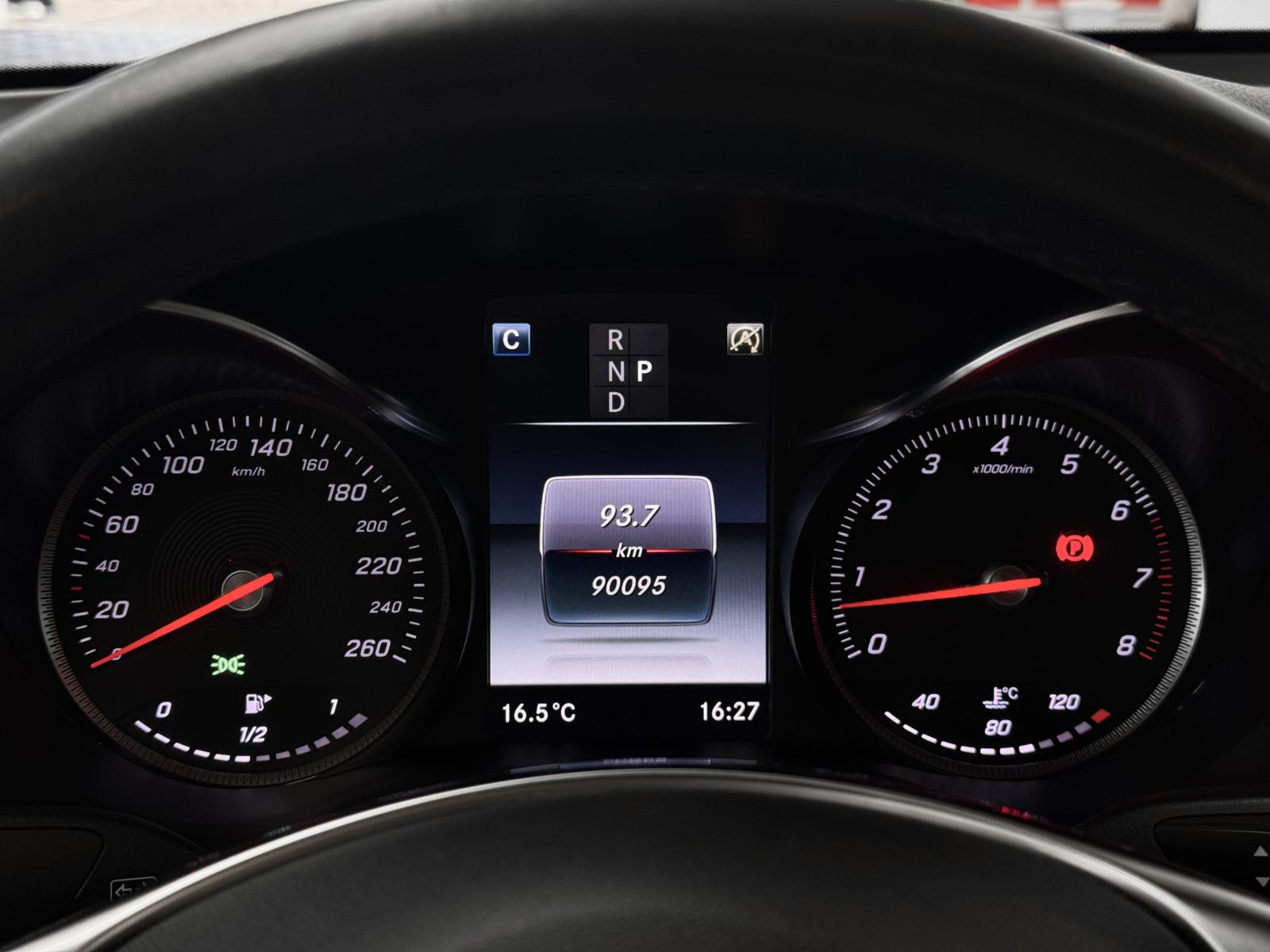 Mercedes-Benz GLC 300 Coupe 4Matic AMG *S-Dach*Distronic+*Kam*